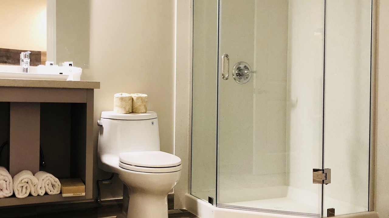 Photo of Bathroom in Tenderloin