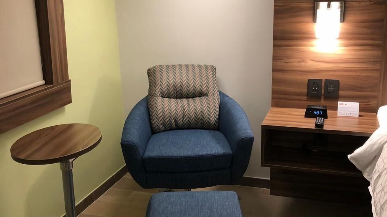 Photo of Bedroom in Downtown