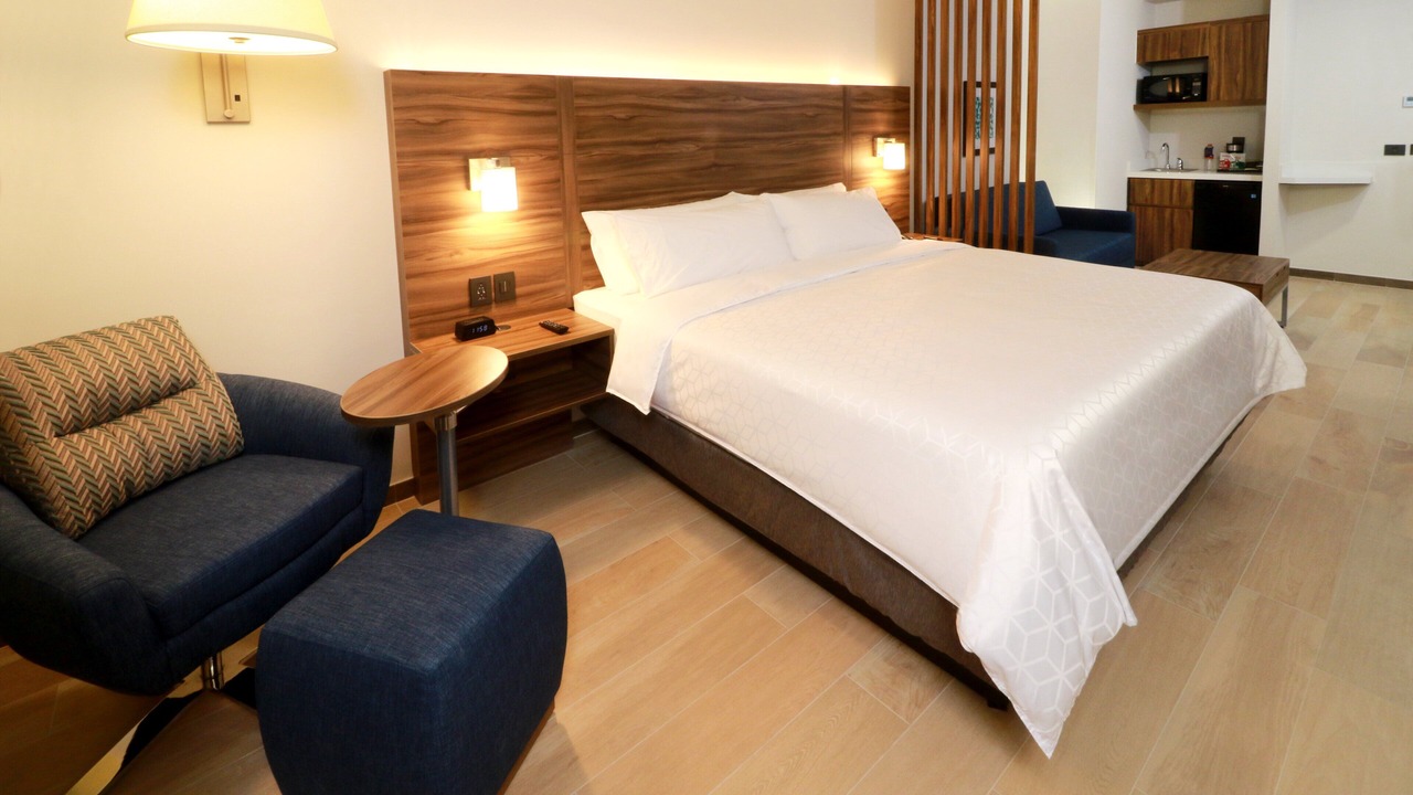 Photo of Bedroom in Downtown