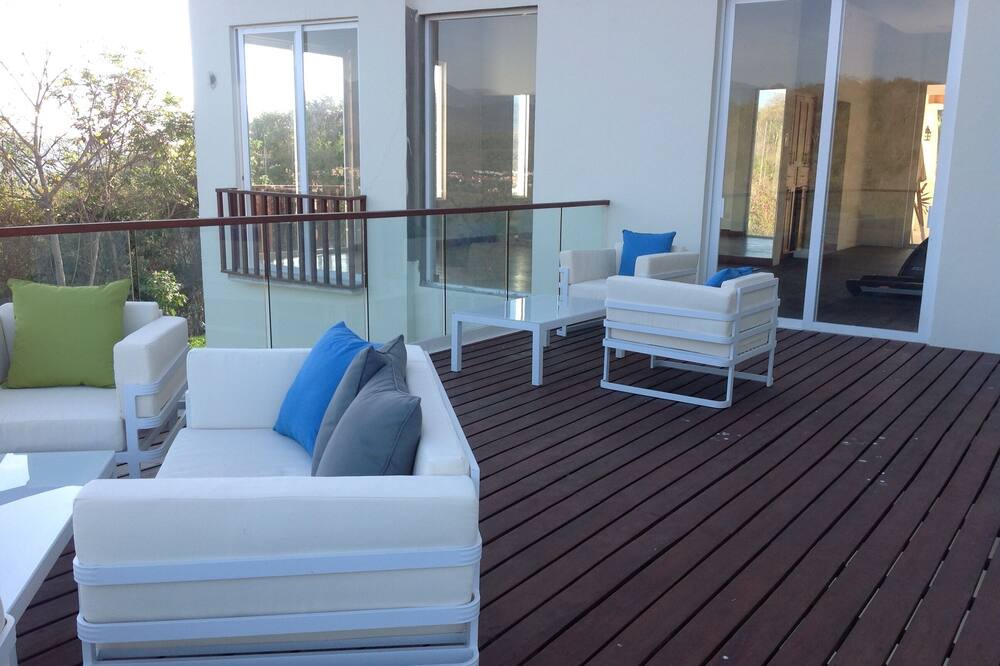 Photo of Patio Balcony in P Chahue