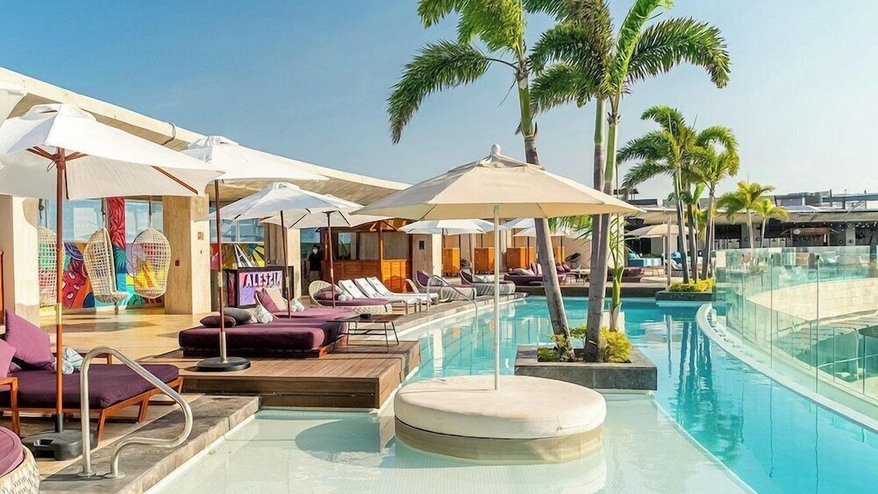 Photo of Outdoor in 12th Street
