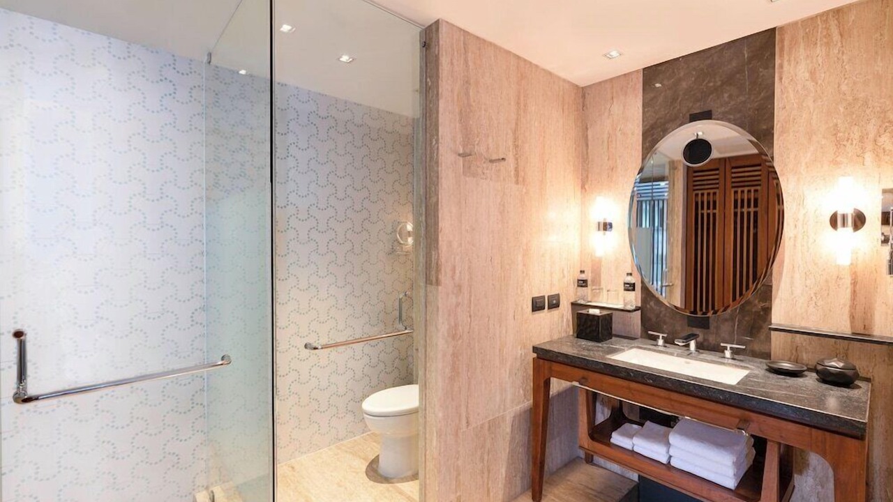 Photo of Bathroom in 12th Street