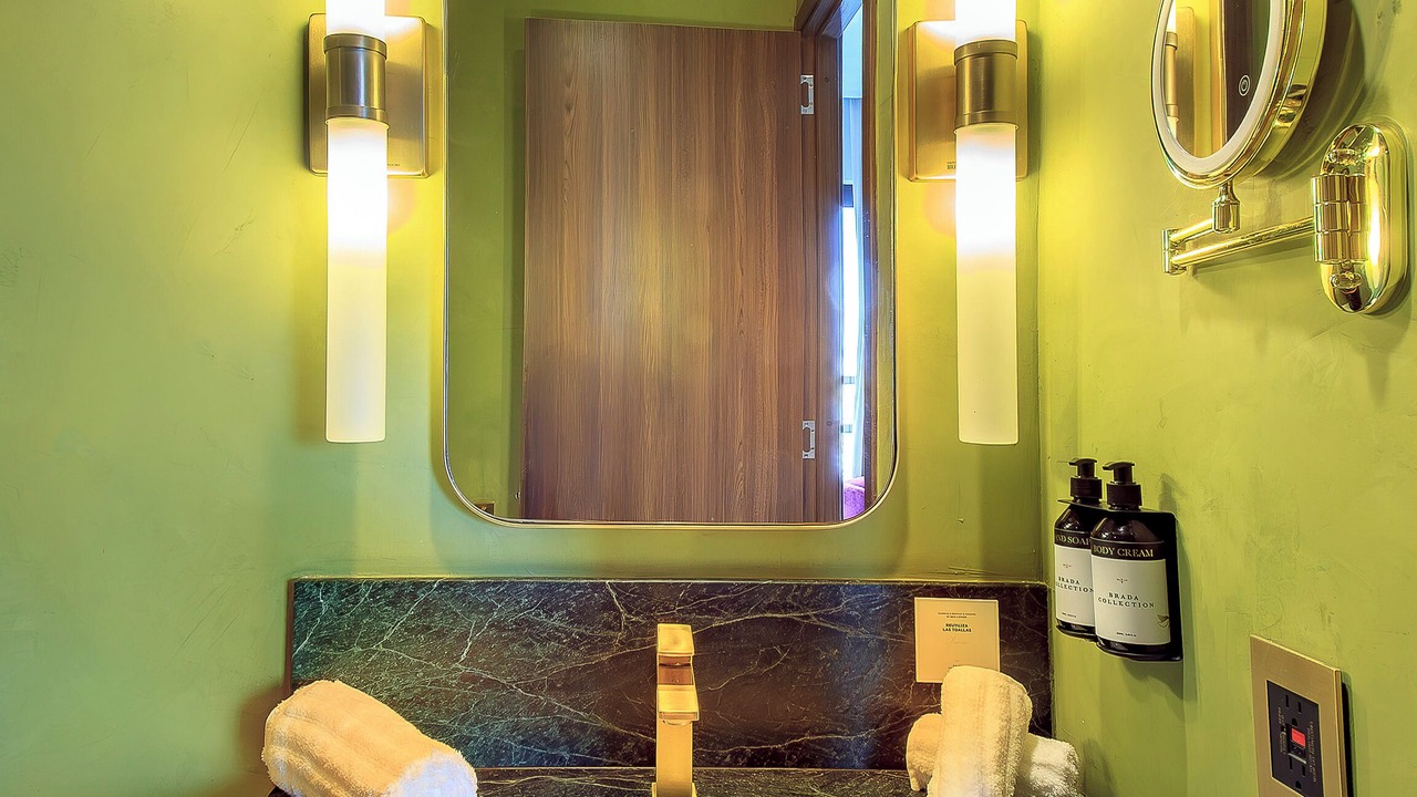 Photo of Bathroom in Financial District