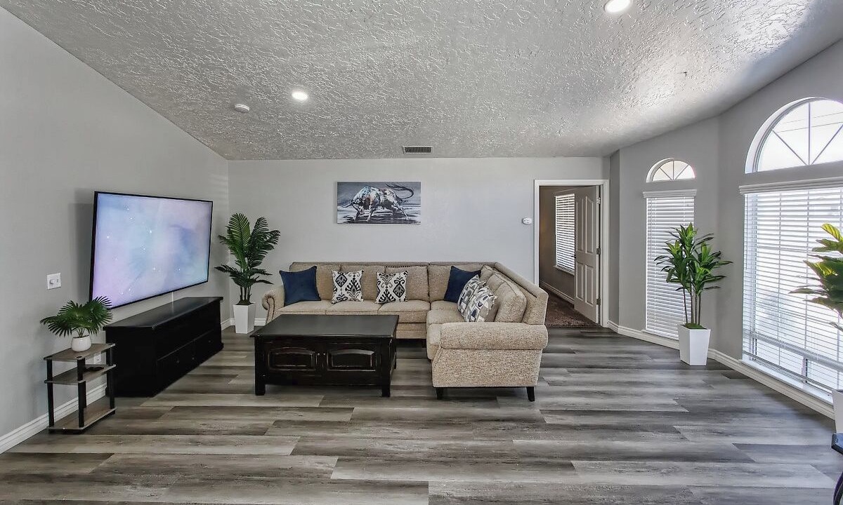Photo of Livingroom in Hesperia