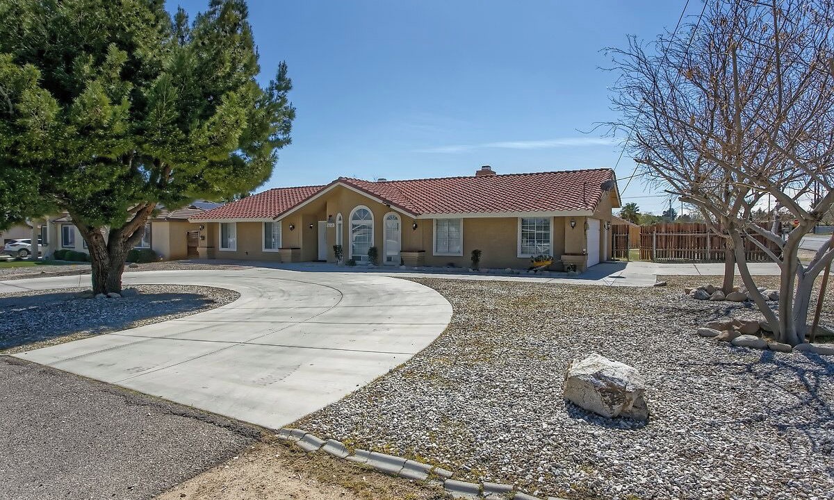 Photo of Outdoor in Hesperia