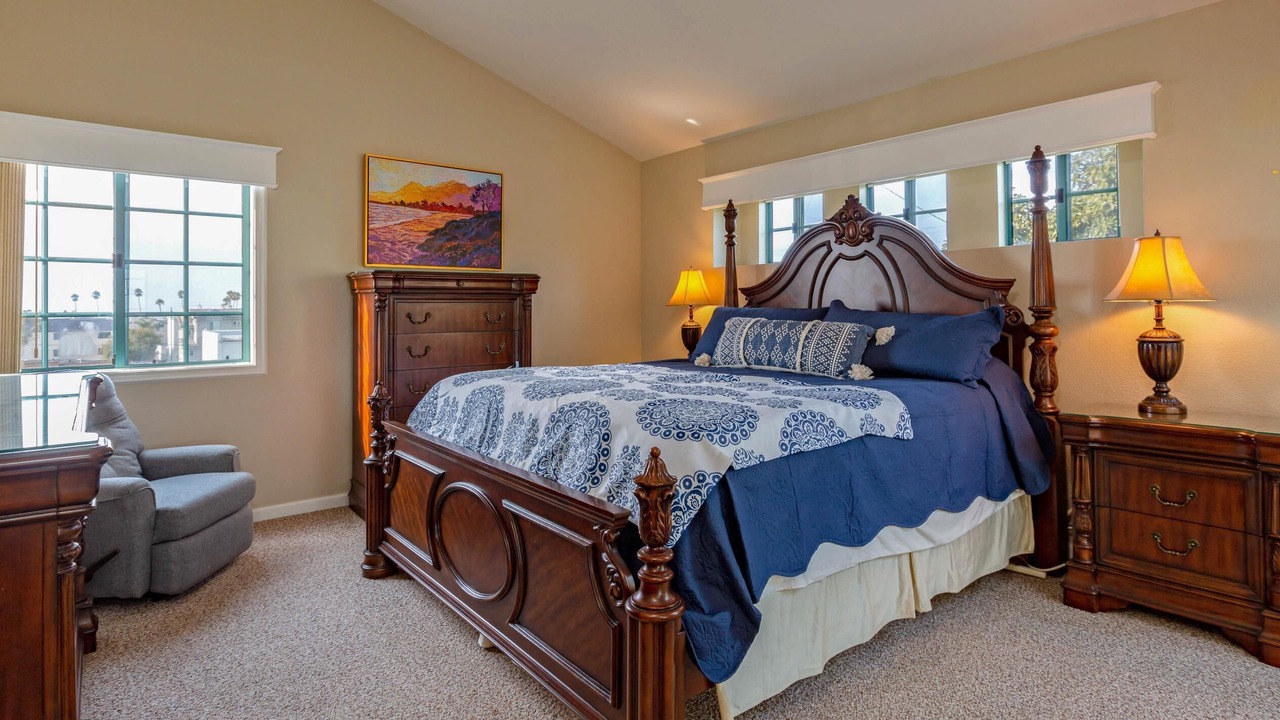 Photo of Bedroom in Downtown
