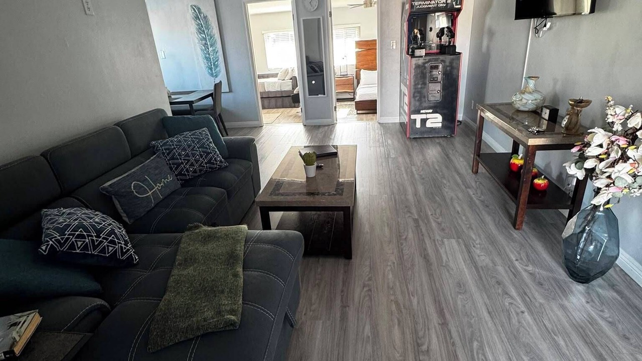 Photo of Livingroom in Northwest Anaheim