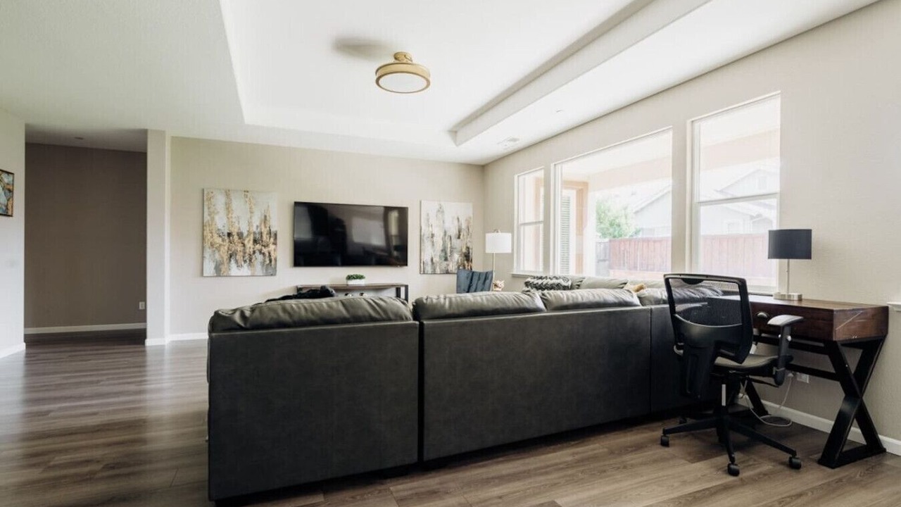 Photo of Livingroom in Chico