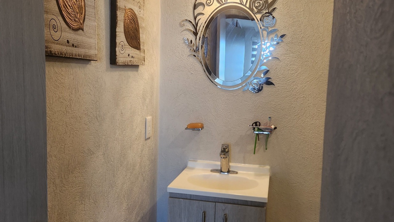 Photo of Bathroom in La Perla