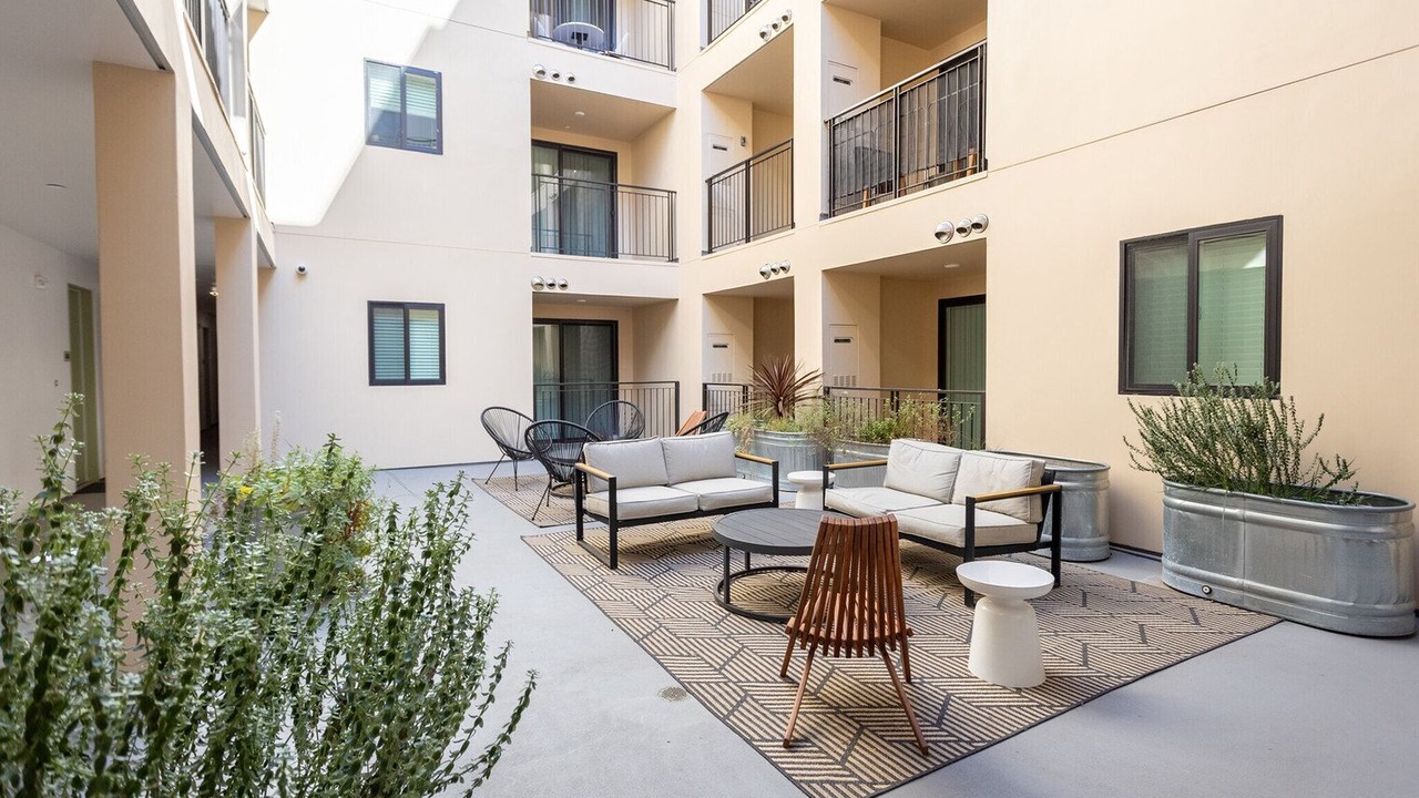 Photo of Patio Balcony in Mar Vista