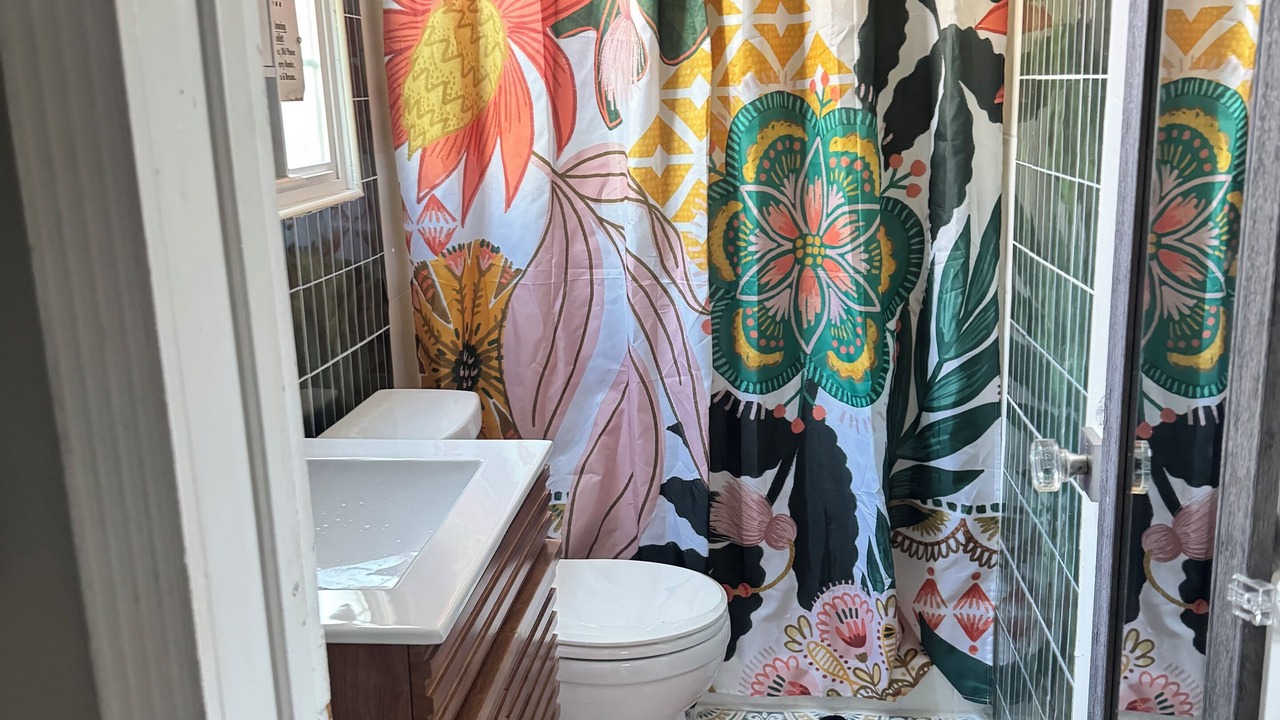 Photo of Bathroom in Northwest Anaheim