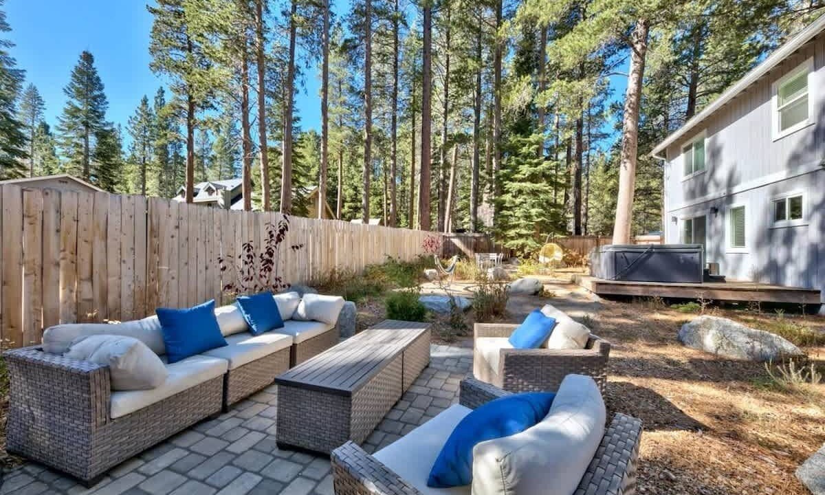 Photo of Patio Balcony in North Upper Truckee