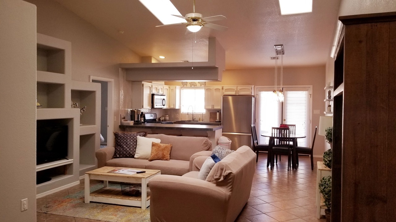 Photo of Livingroom in Fortuna Foothills
