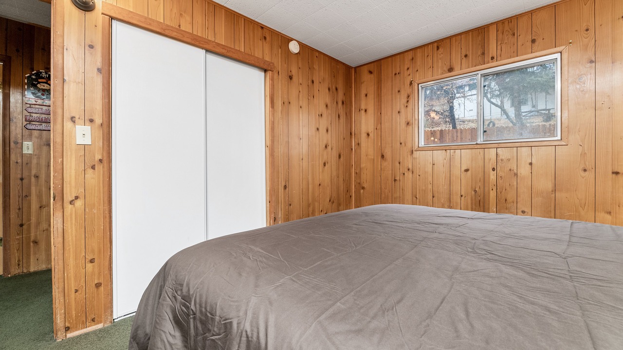 Photo of Bedroom in Moonridge