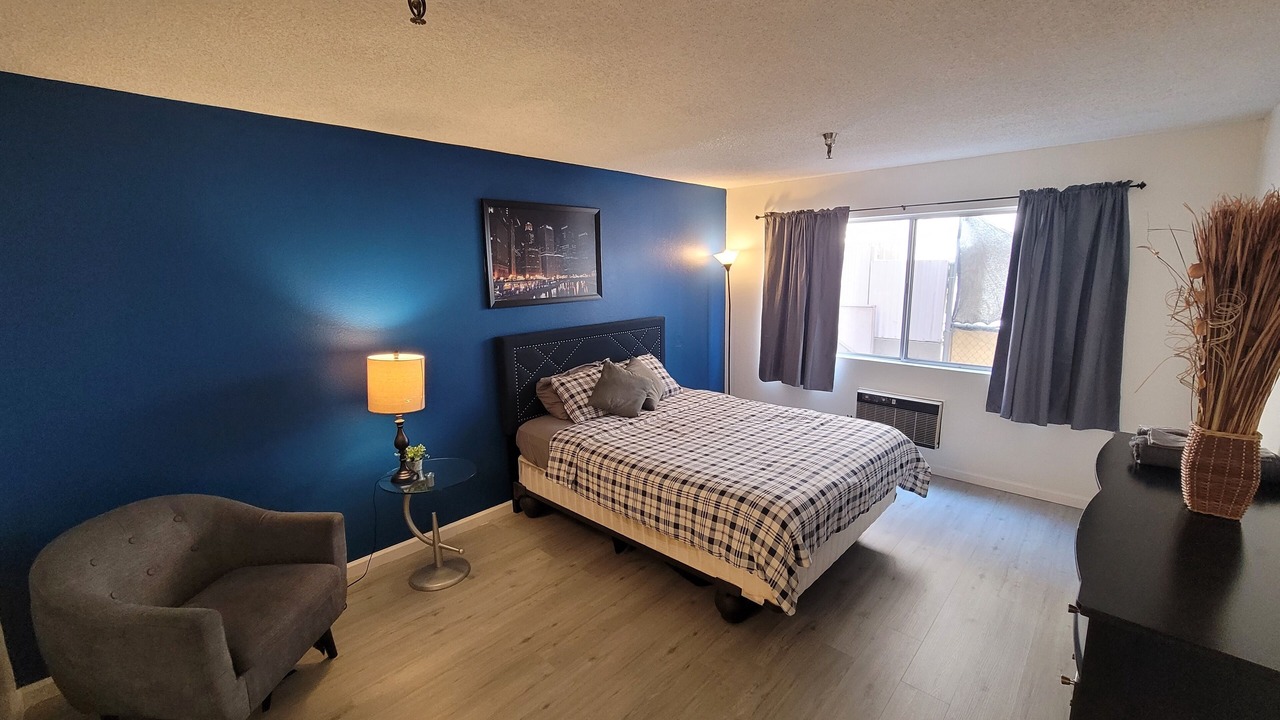 Photo of Bedroom in Beverly Hills