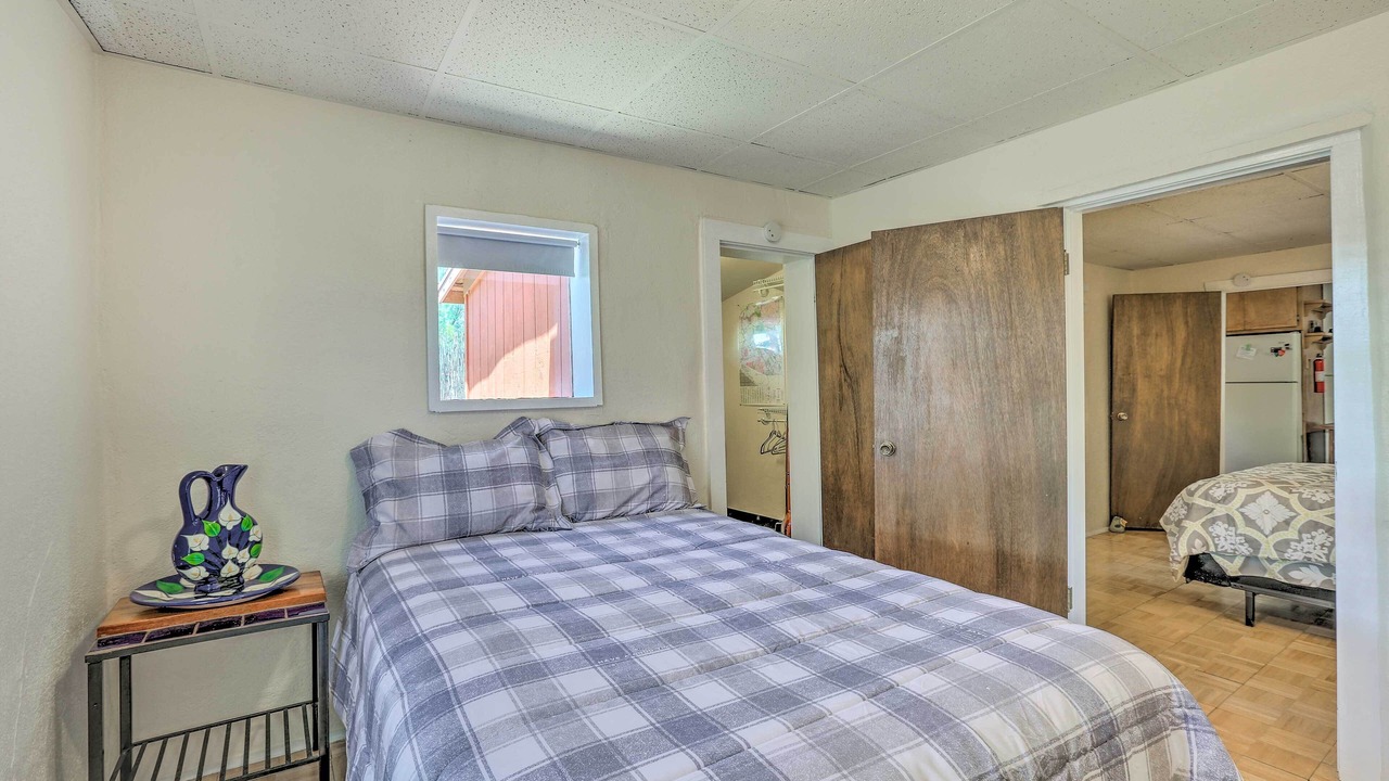 Photo of Bedroom in Tumacacori