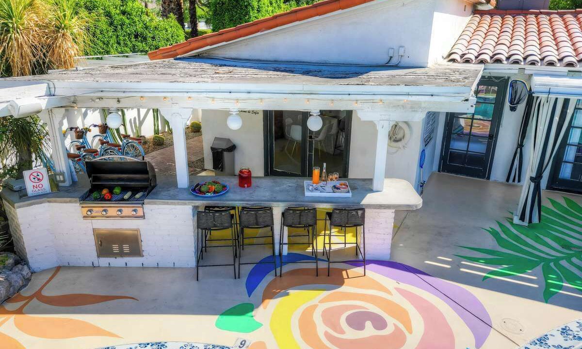 Photo of Patio Balcony in Tahquitz River Estates