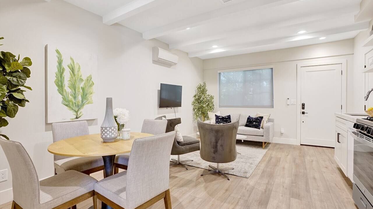 Photo of Livingroom in Fullerton