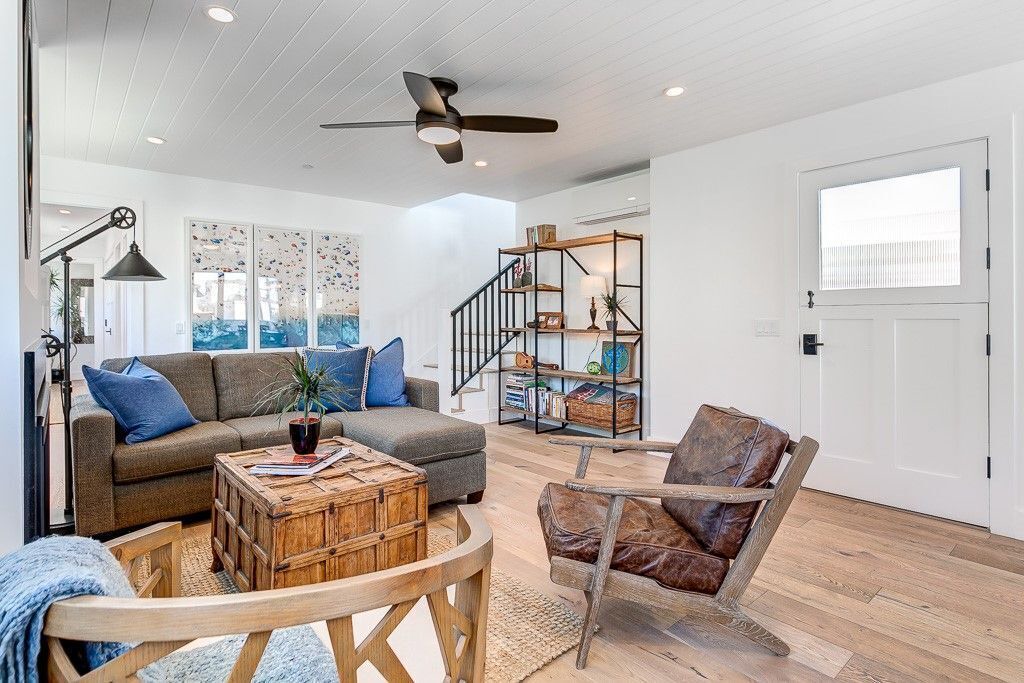 Photo of Livingroom in West Newport