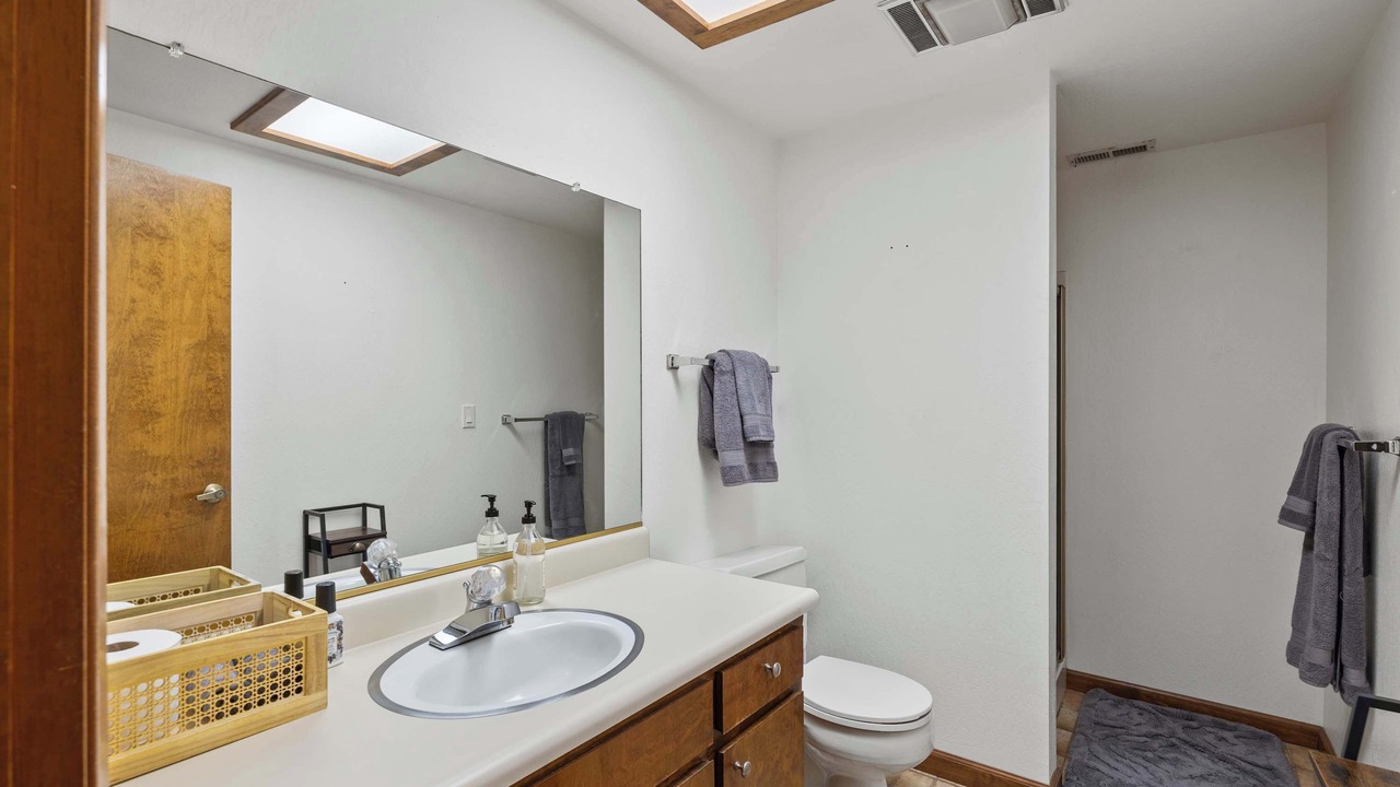 Photo of Bathroom in Oroville East