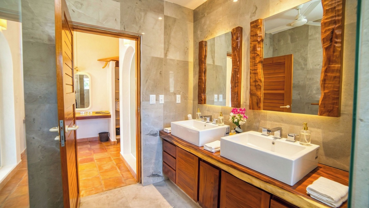Photo of Bathroom in Zihuatanejo