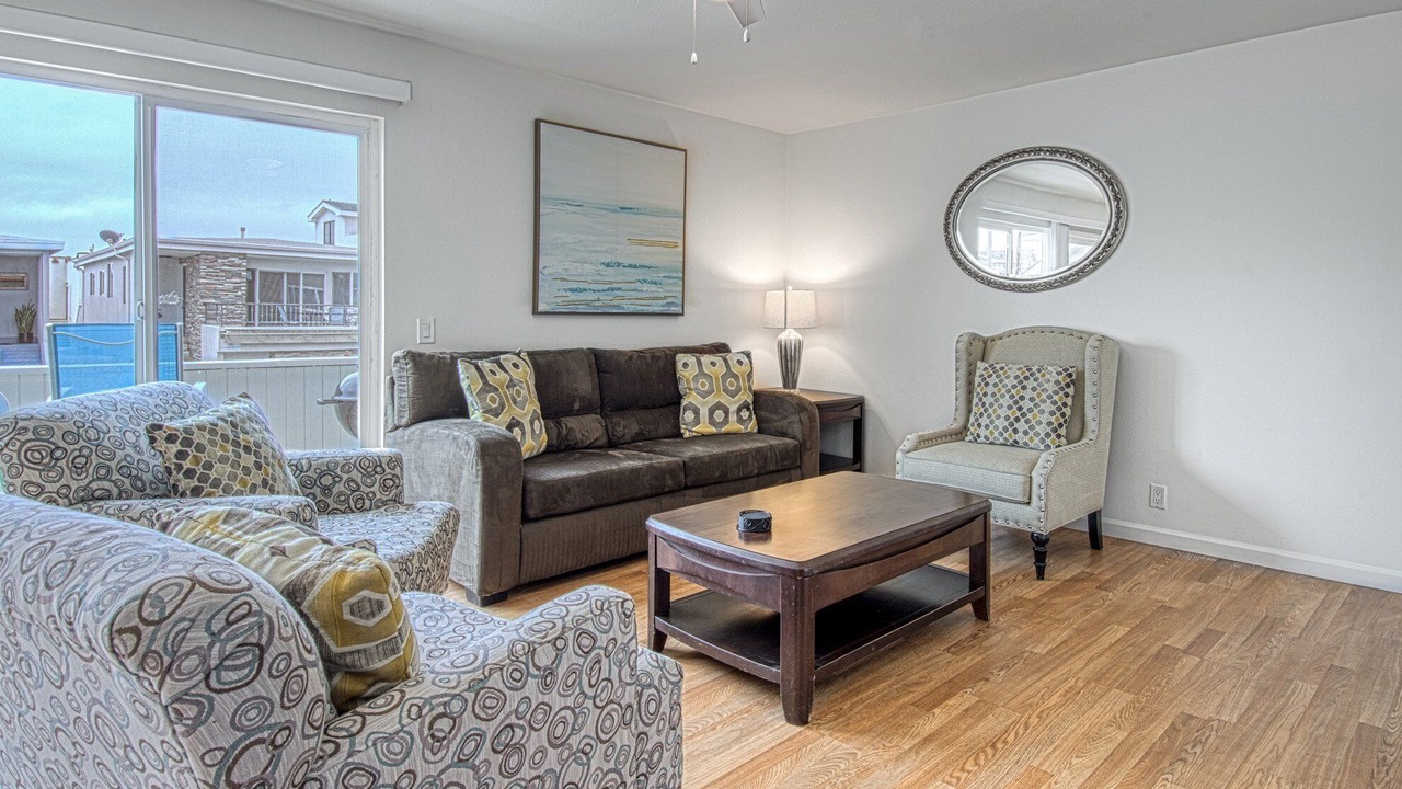 Photo of Livingroom in West Newport