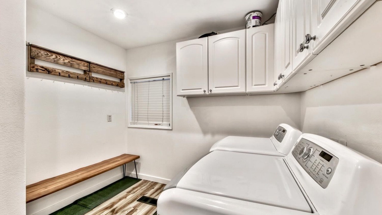 Photo of Bedroom in Country Club Estates