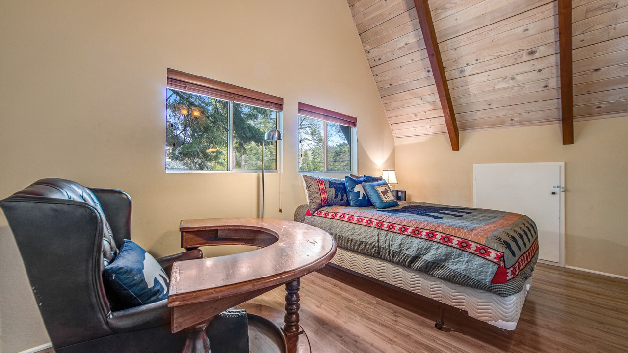 Photo of Bedroom in Cedar Glen