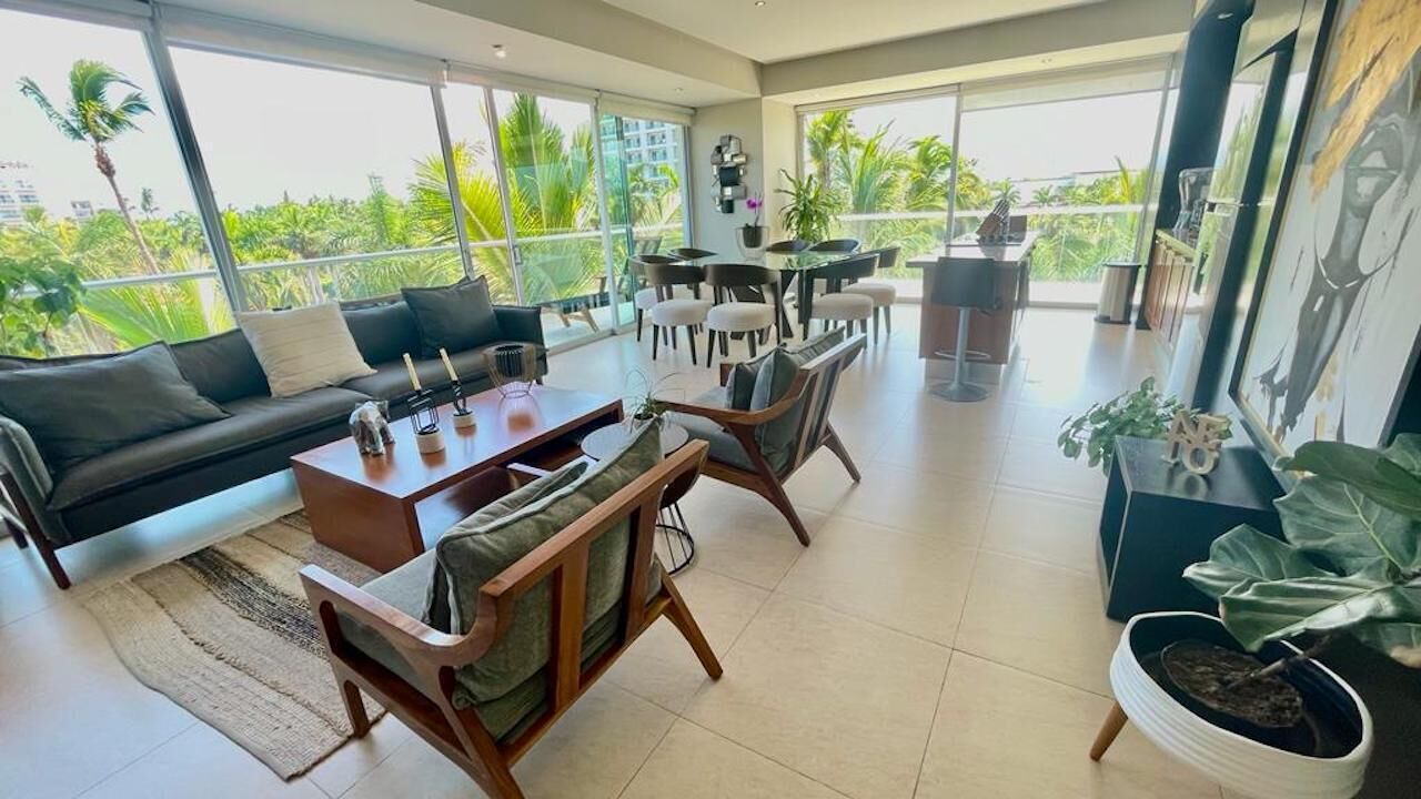 Photo of Livingroom in North Hotel Zone