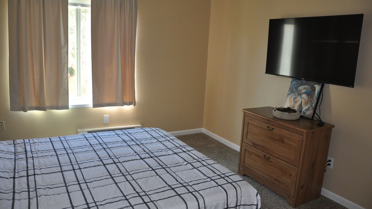Photo of Bedroom in Monterey