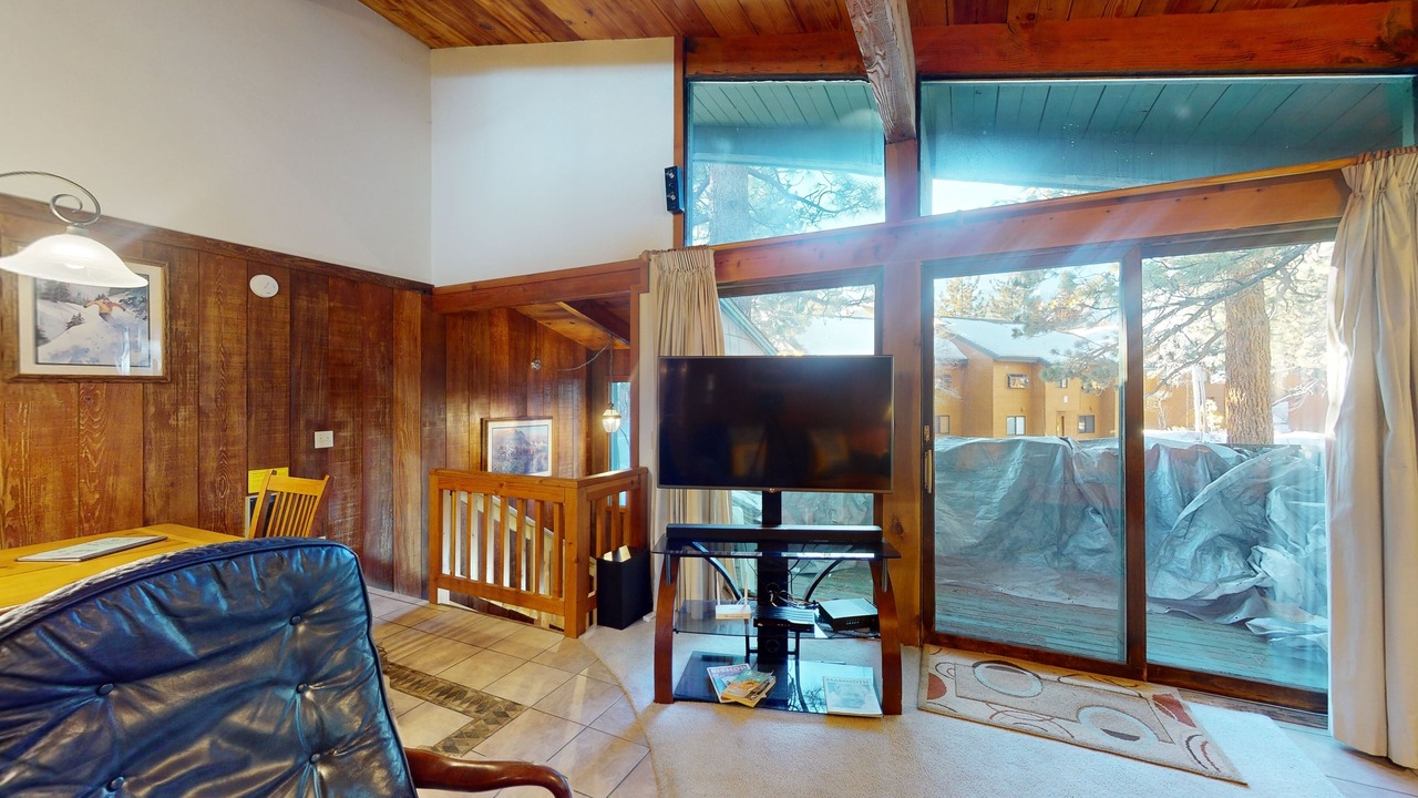 Photo of Livingroom in Mammoth Lakes