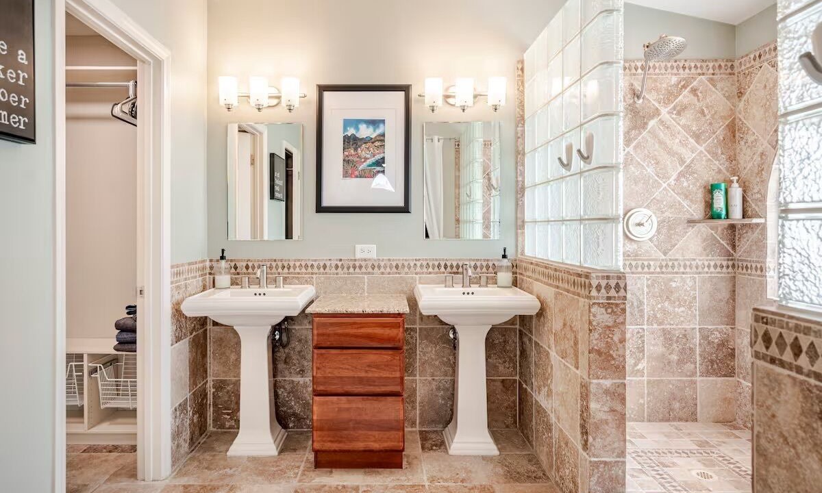Photo of Bathroom in The Pueblo