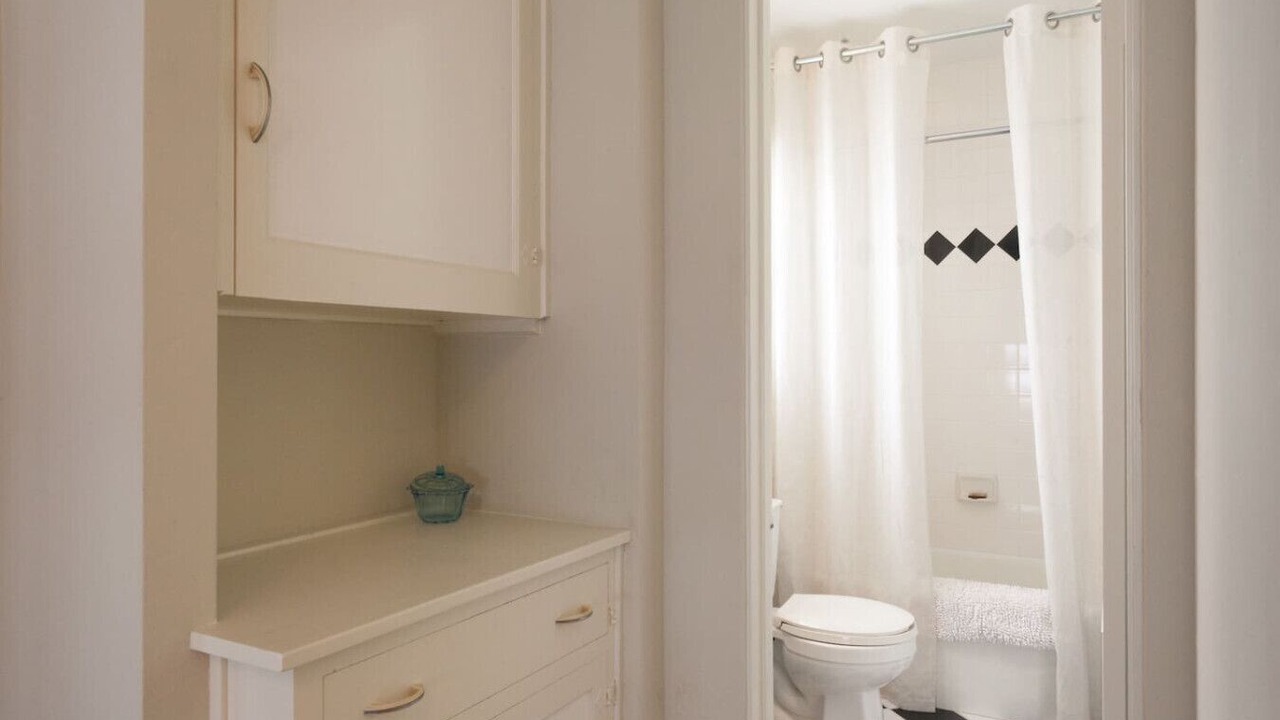 Photo of Bathroom in South Park