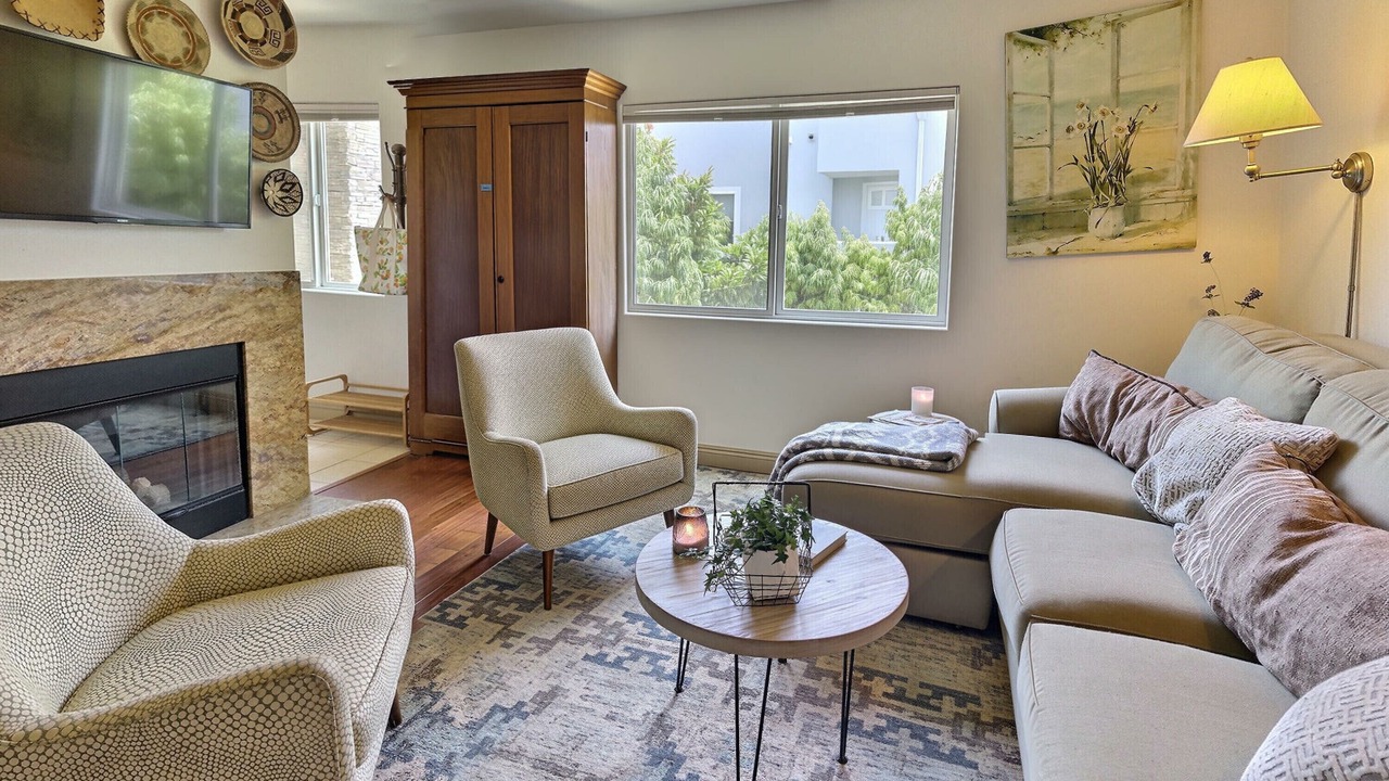 Photo of Livingroom in Ocean Beach