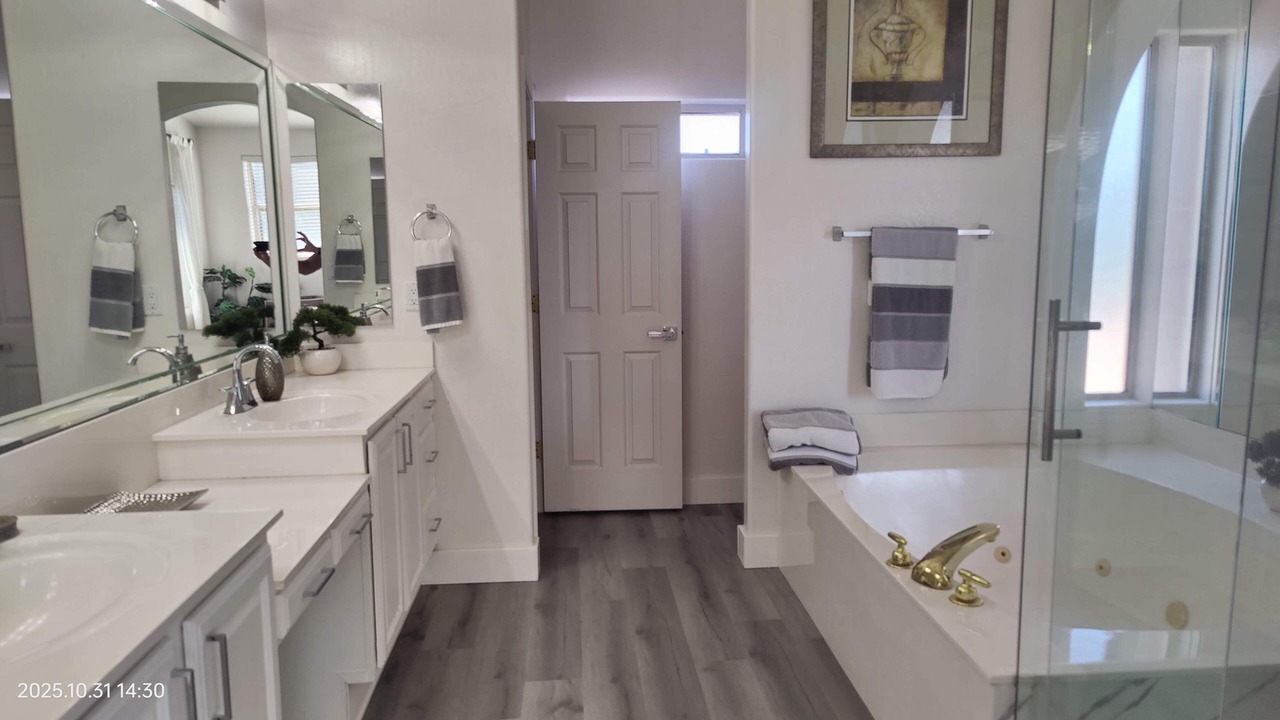 Photo of Bathroom in Paradise Valley Village