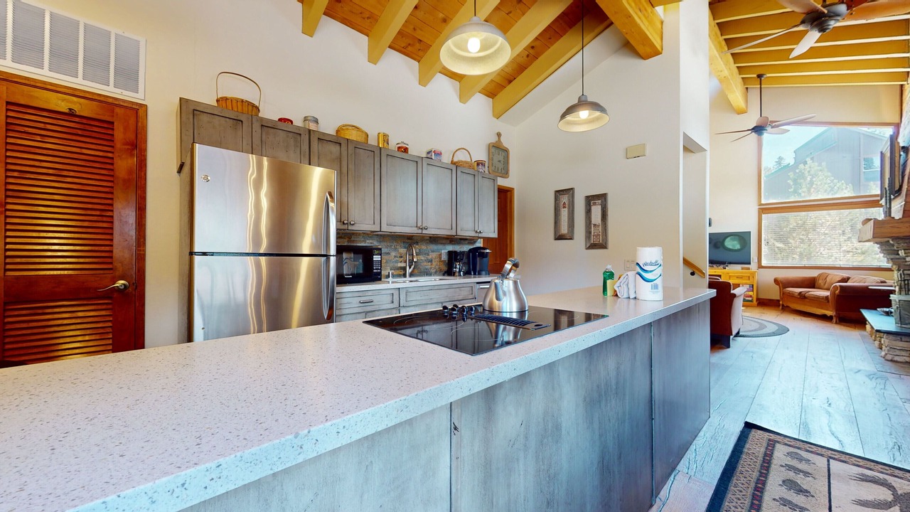Photo of Kitchen in Mammoth Lakes