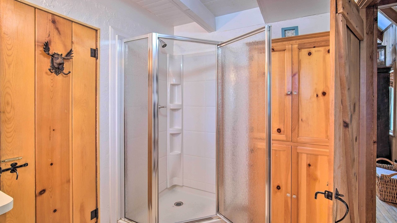 Photo of Bathroom in Cedar Glen