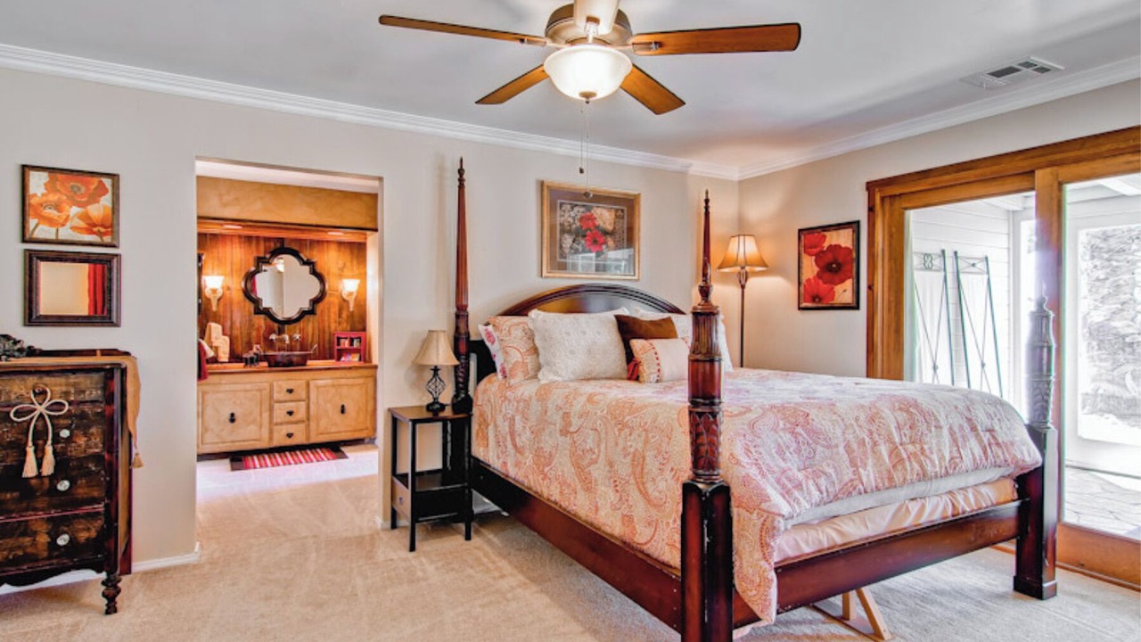 Photo of Bedroom in Templeton
