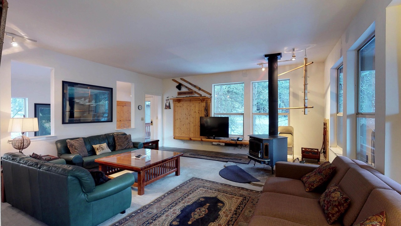 Photo of Livingroom in Big Creek