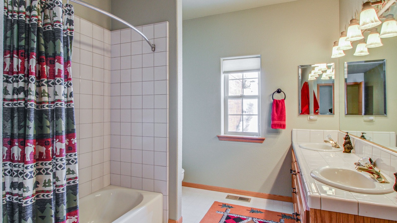 Photo of Bathroom in Truckee