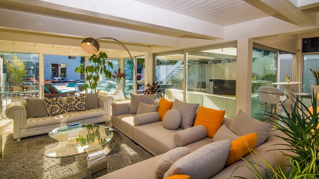 Photo of Livingroom in Sherman Oaks