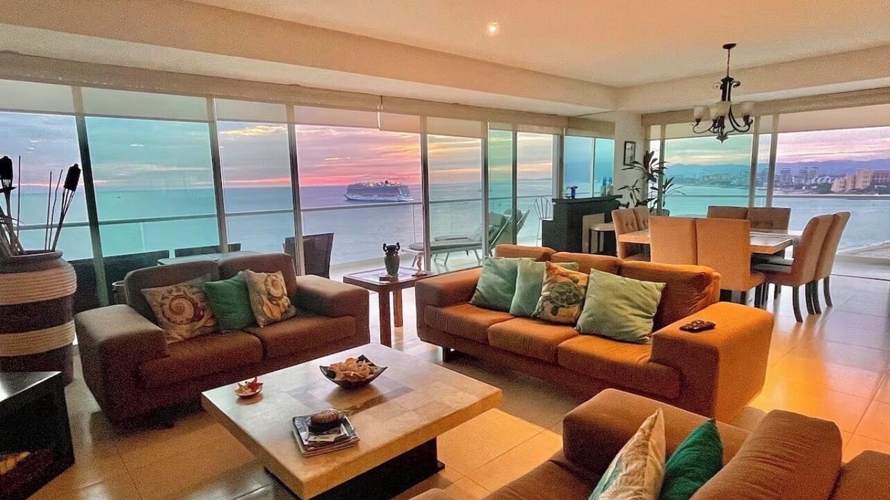 Photo of Livingroom in North Hotel Zone