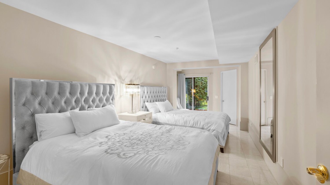 Photo of Bedroom in Marina District