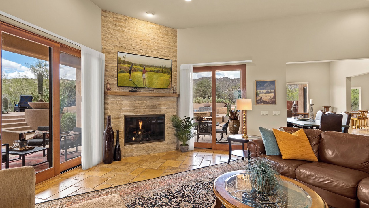Photo of Livingroom in Dove Mountain