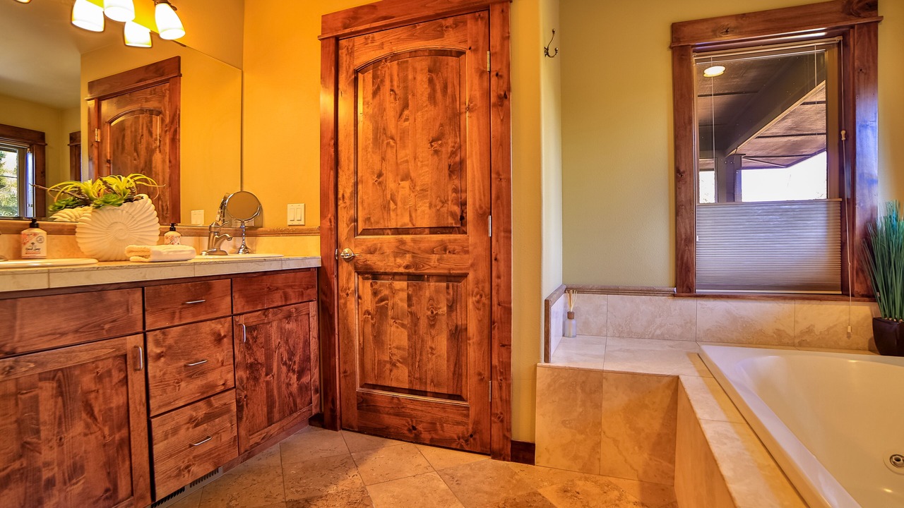 Photo of Bathroom in River West