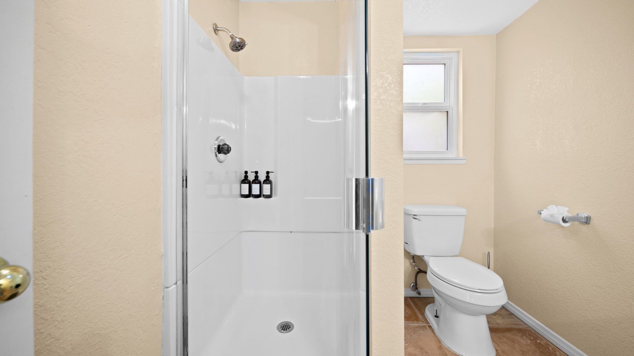 Photo of Bathroom in Canyon Lake