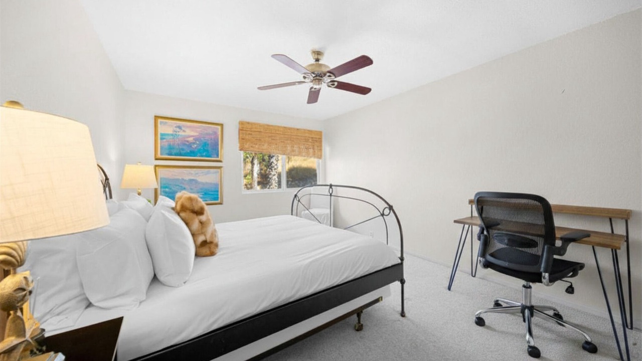 Photo of Bedroom in Canyon Lake