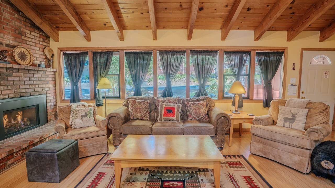 Photo of Livingroom in Lake Forest