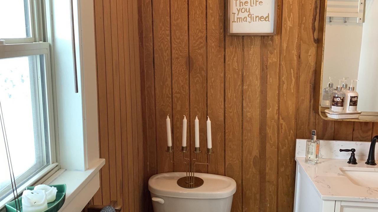 Photo of Bathroom in Lake Forest