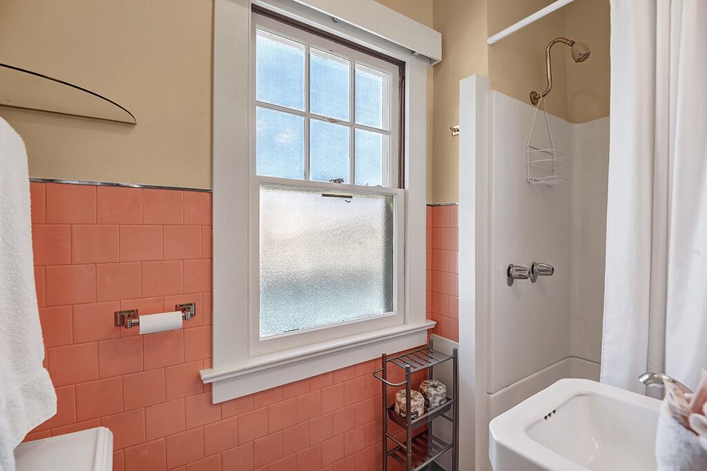 Photo of Bathroom in Avalon